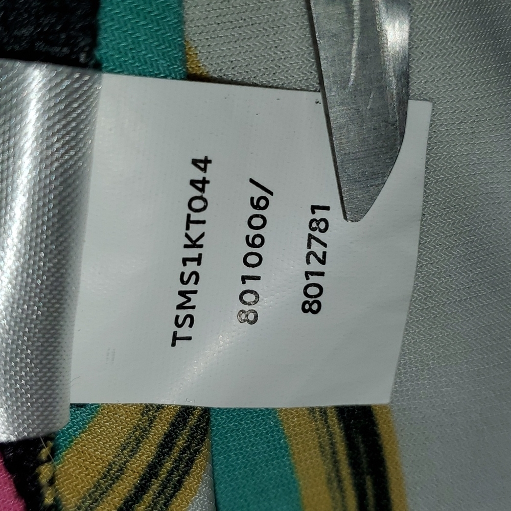TAHARI Blouse - Picture 8 of 8